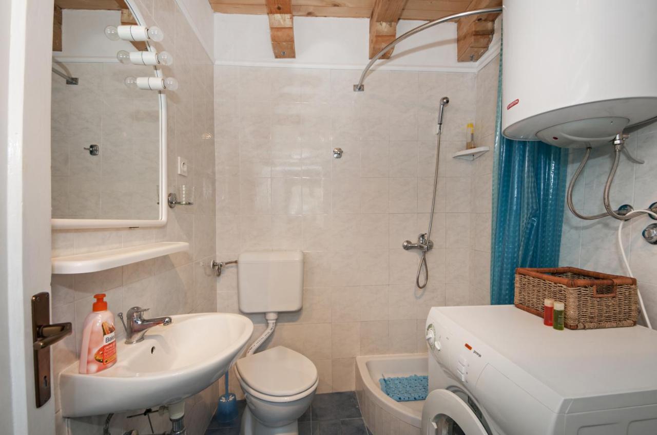 Seaside Holiday House Maslinica, Solta - 13965 Grohote Exterior foto